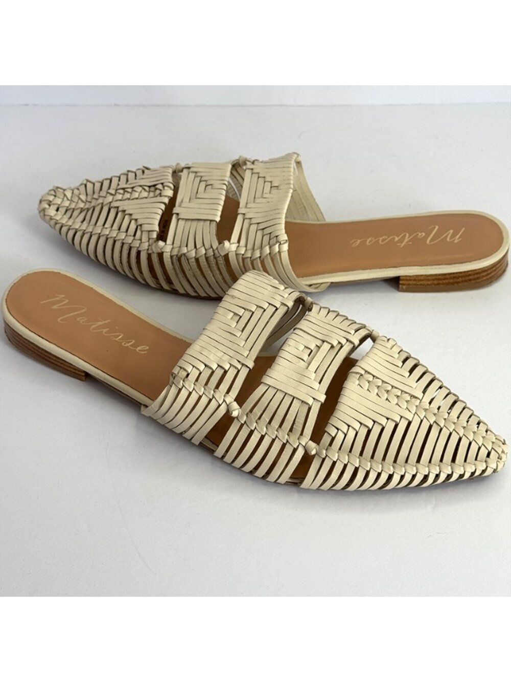 Matisse Woven Leather Slide Mules Cream Size 11M